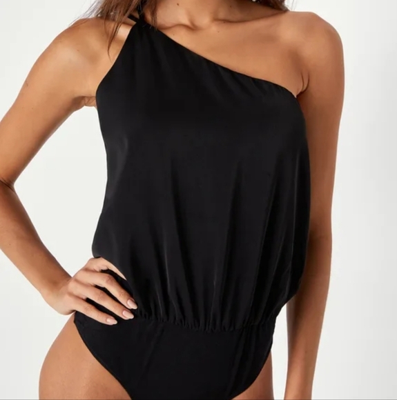 Lulus Stylin Babe black one shoulder sleeveless cowl back bodysuit - Picture 5 of 11